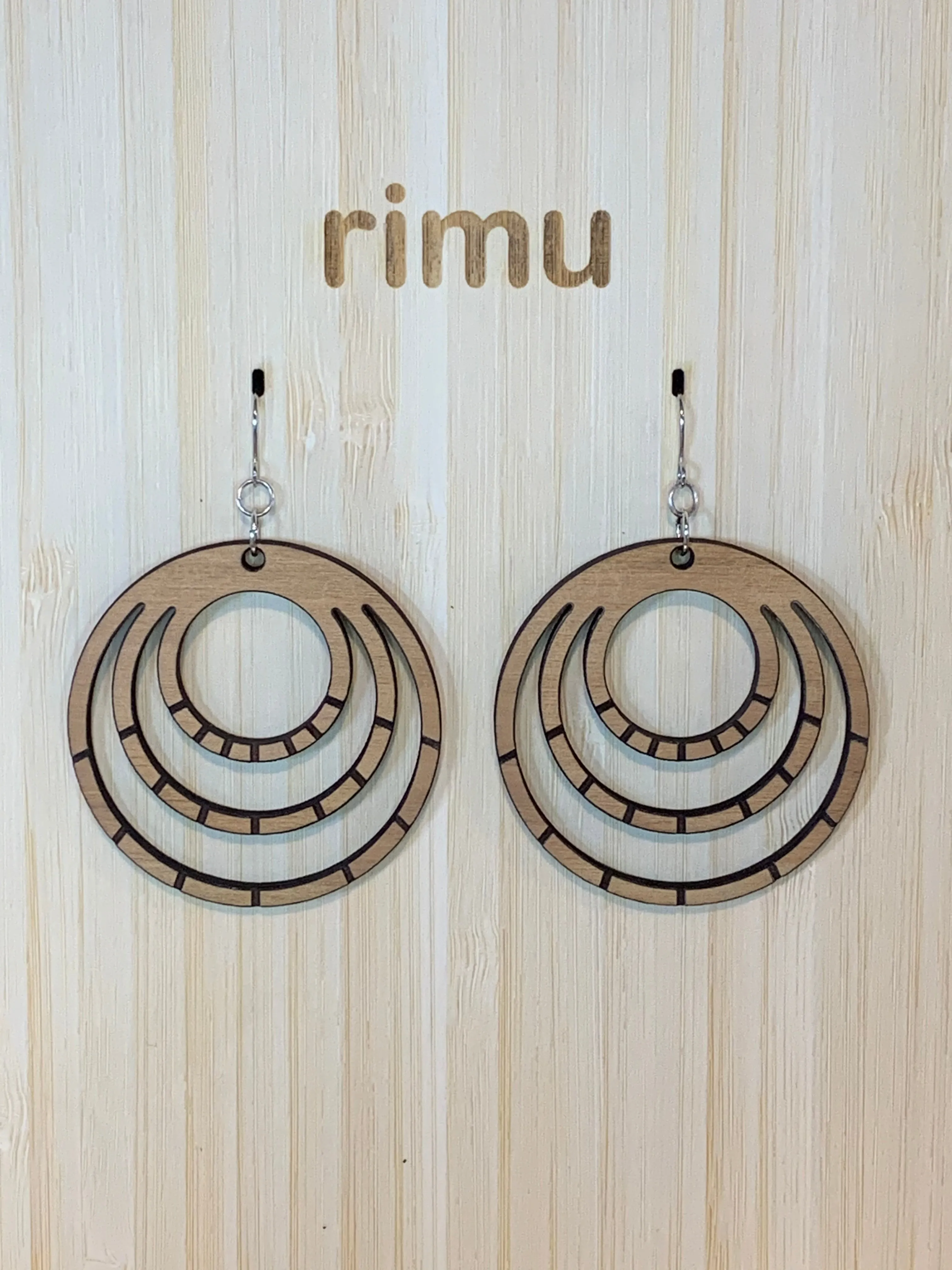 Rimu Earrings - Riuwaka